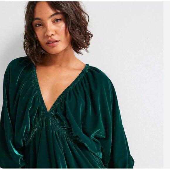 NWT FREE PEOPLE PORTIA GREEN EMERALD VELVET BALLOON SLEEVE MINI DRESS - XS - Picture 2 of 7